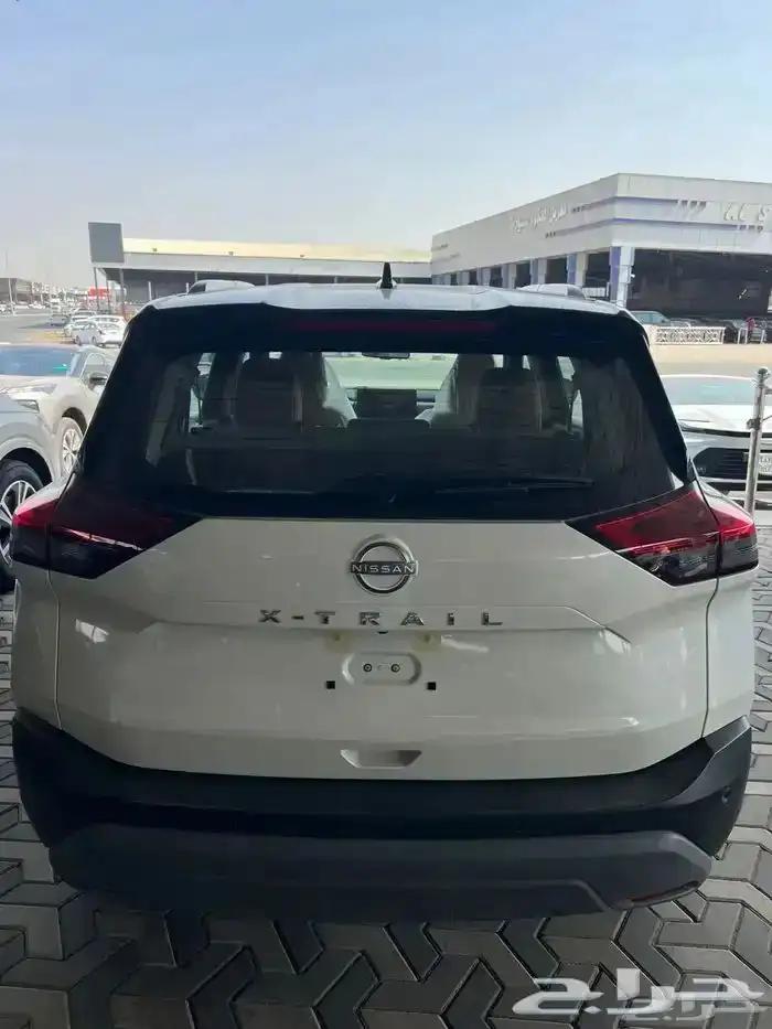 نيسان اكستريل 2025 SV بلس 17