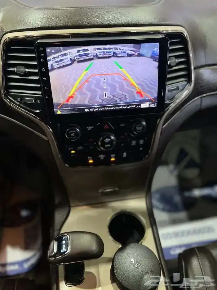 جيب شيروكي جراند 2015 فل كامل سعودي ماشي 139 الف 8