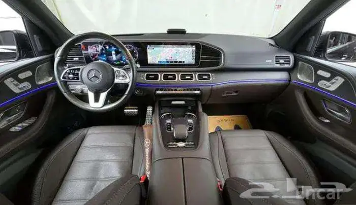 مرسيدس GLS 580 موديل 2022 4