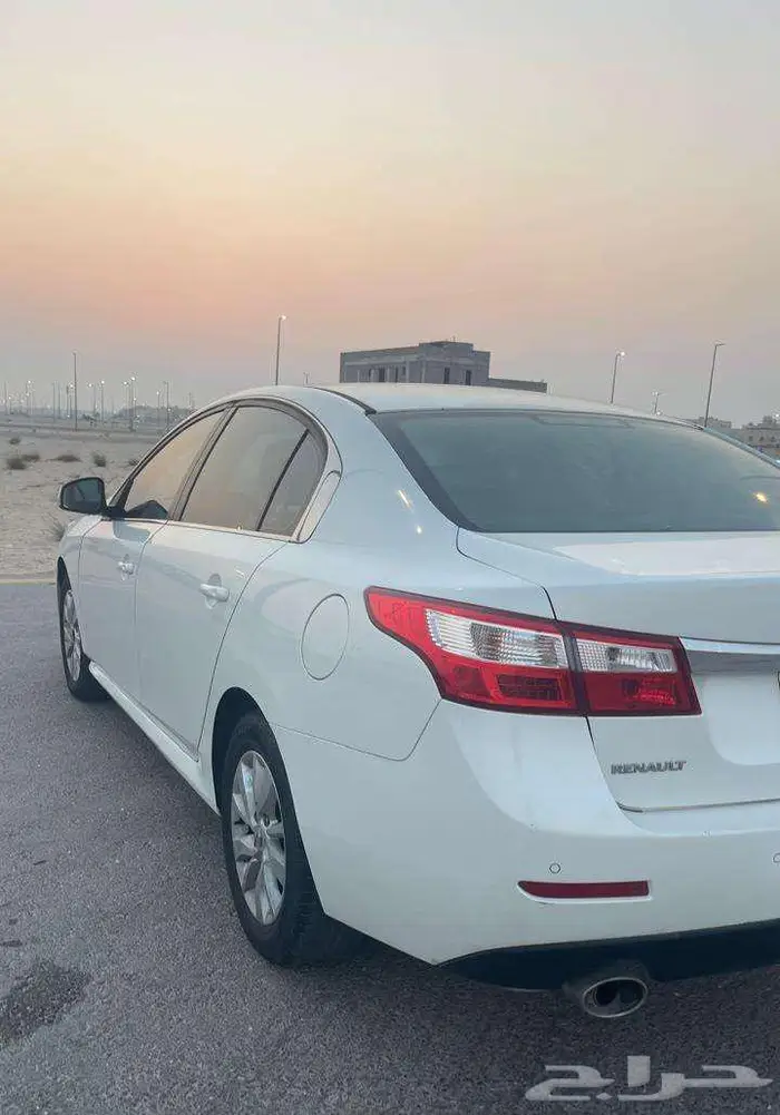 رينو سافران الموديل 2014 12