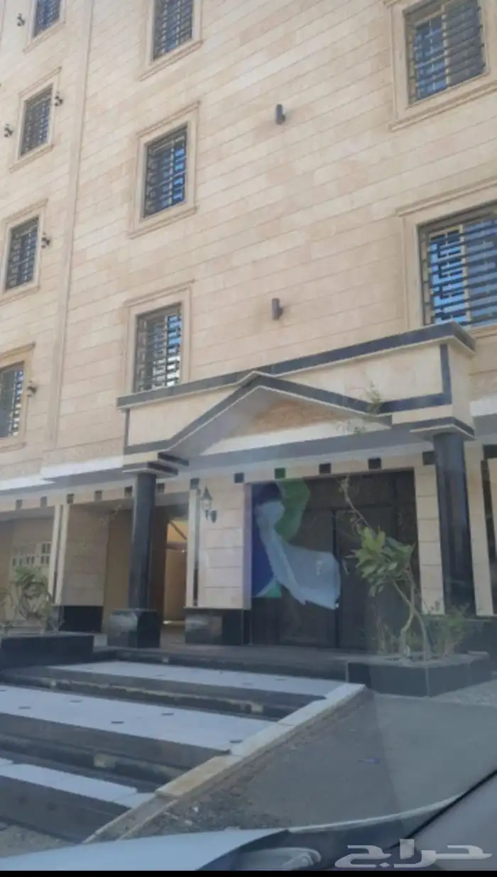 للبيع شقة روف في جدة حي التيسير 0