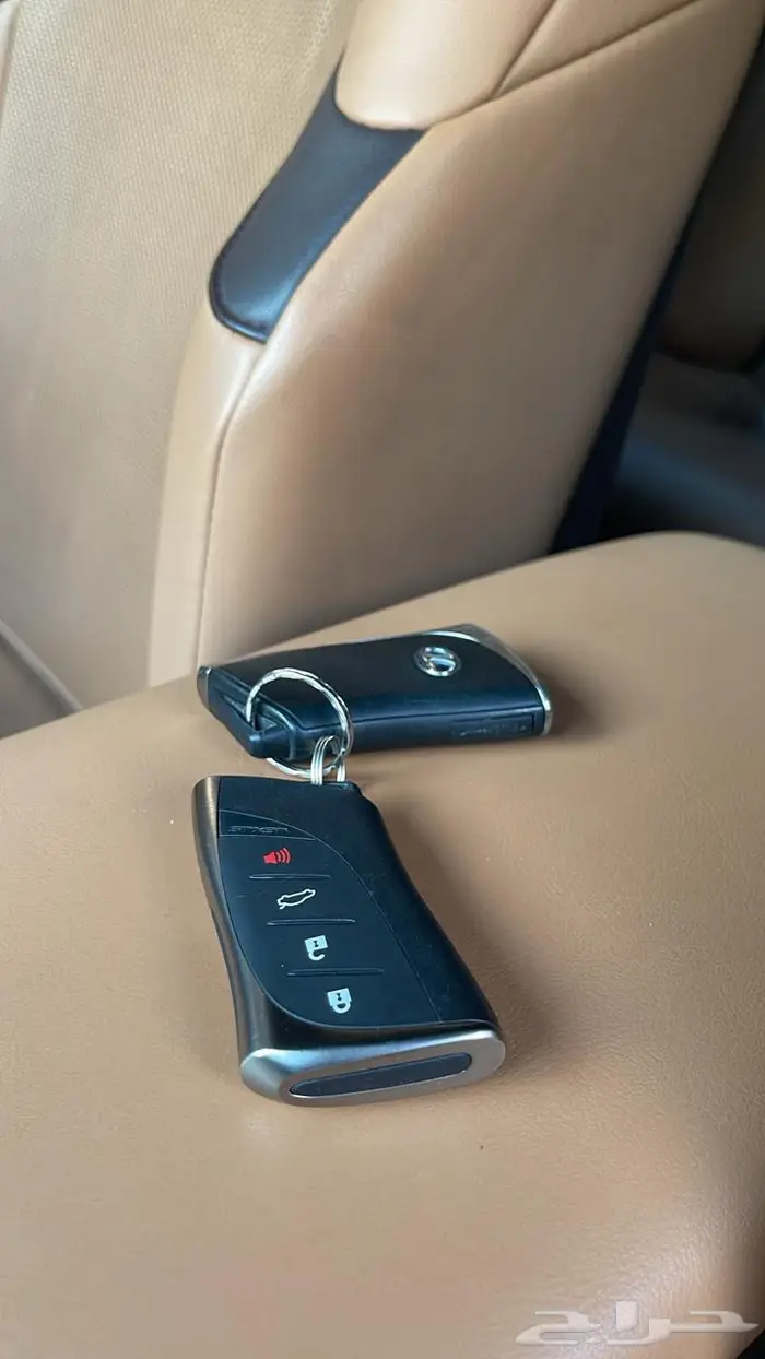 للبيع لكزس موديل 2021 13