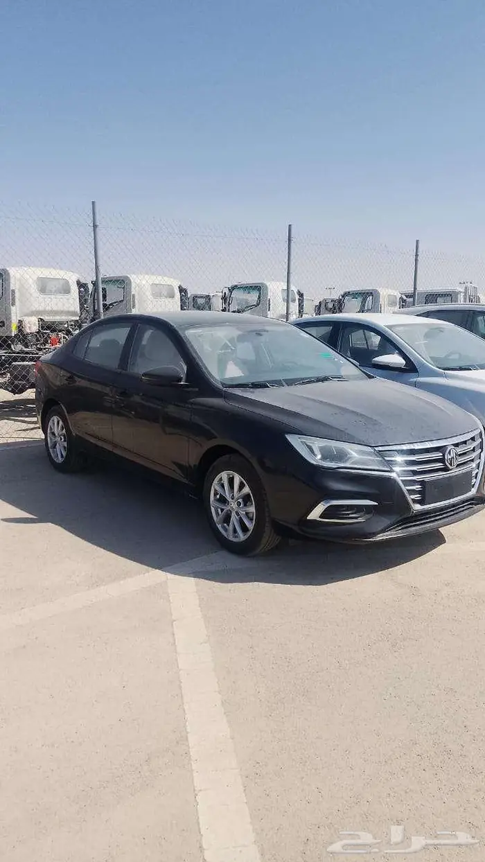 ام جي 5 ستاندر 2025 3