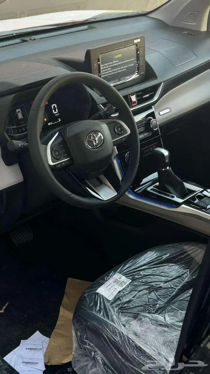 تويوتا فيلوز GLX موديل 2025 لدى الخضر للسيارات 7