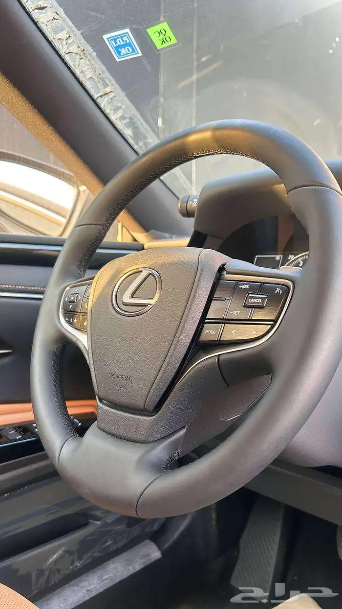 لكزس ES 250 AA 2025 لدى شركة عبدالمجيد الخضر 7