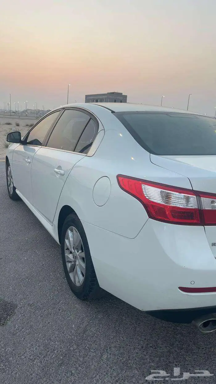 رينو سافران الموديل 2014 9