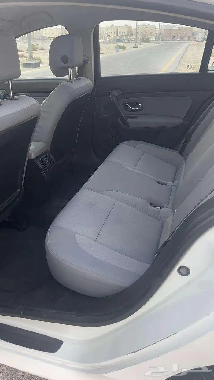 رينو سافران الموديل 2014 18