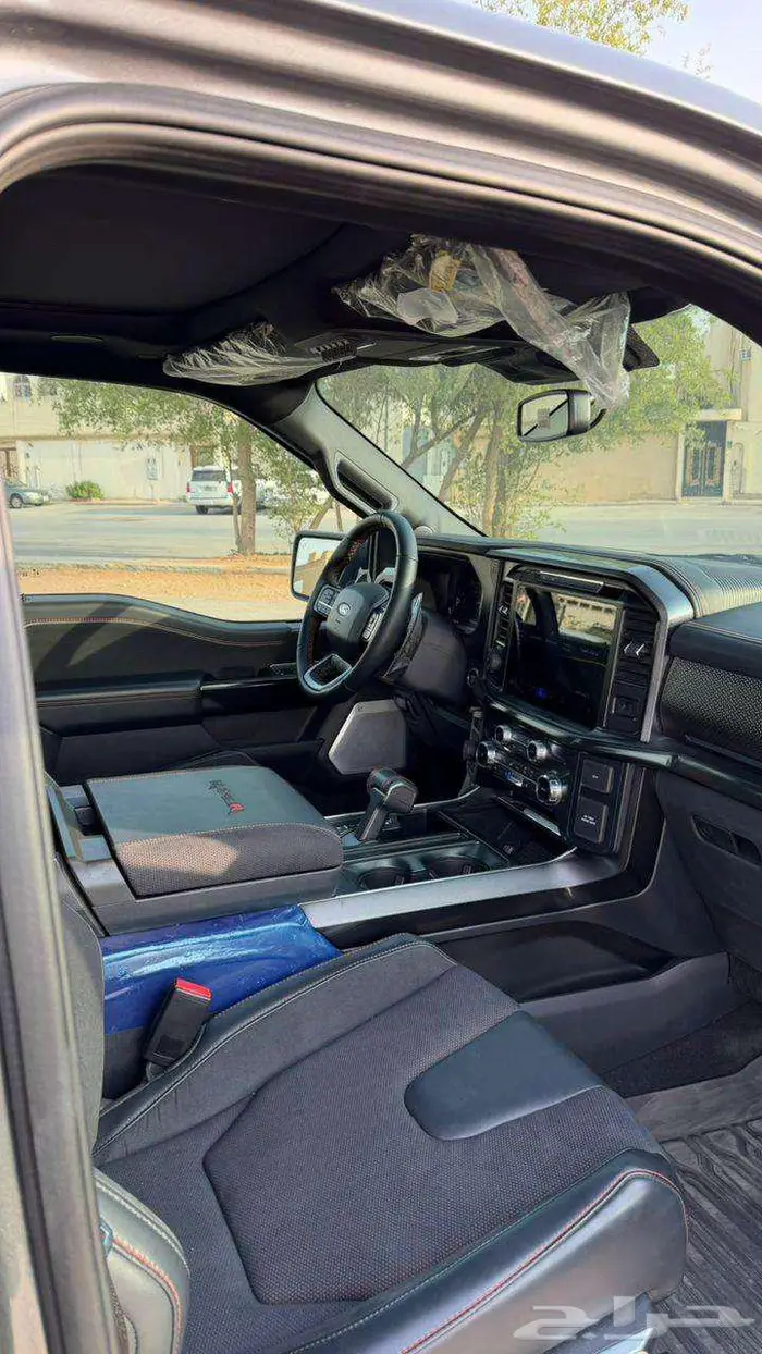 فورد رابتر R موديل 2025 4