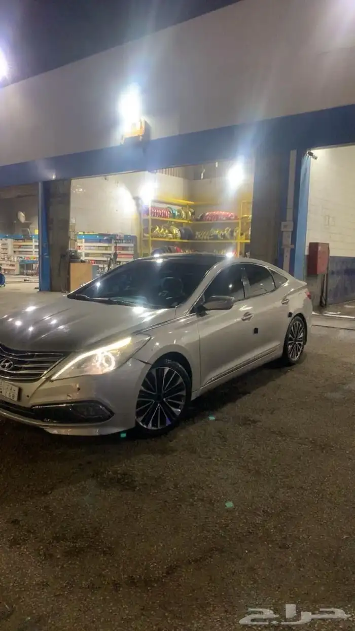 للبيع أزيرا موديل 2012 1