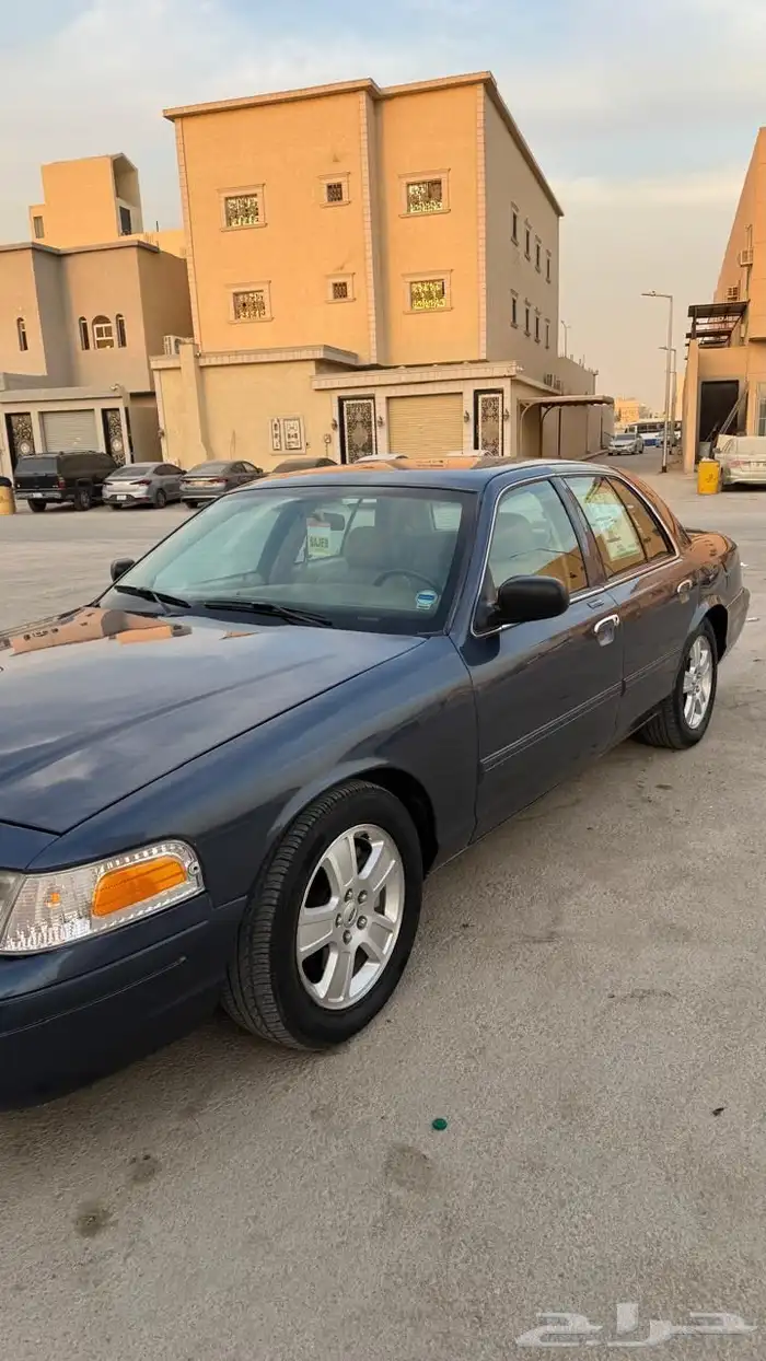 كراون فكتوريا 2010 للبيع سعودي 18