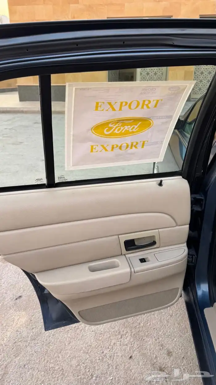 كراون فكتوريا 2010 للبيع سعودي 46