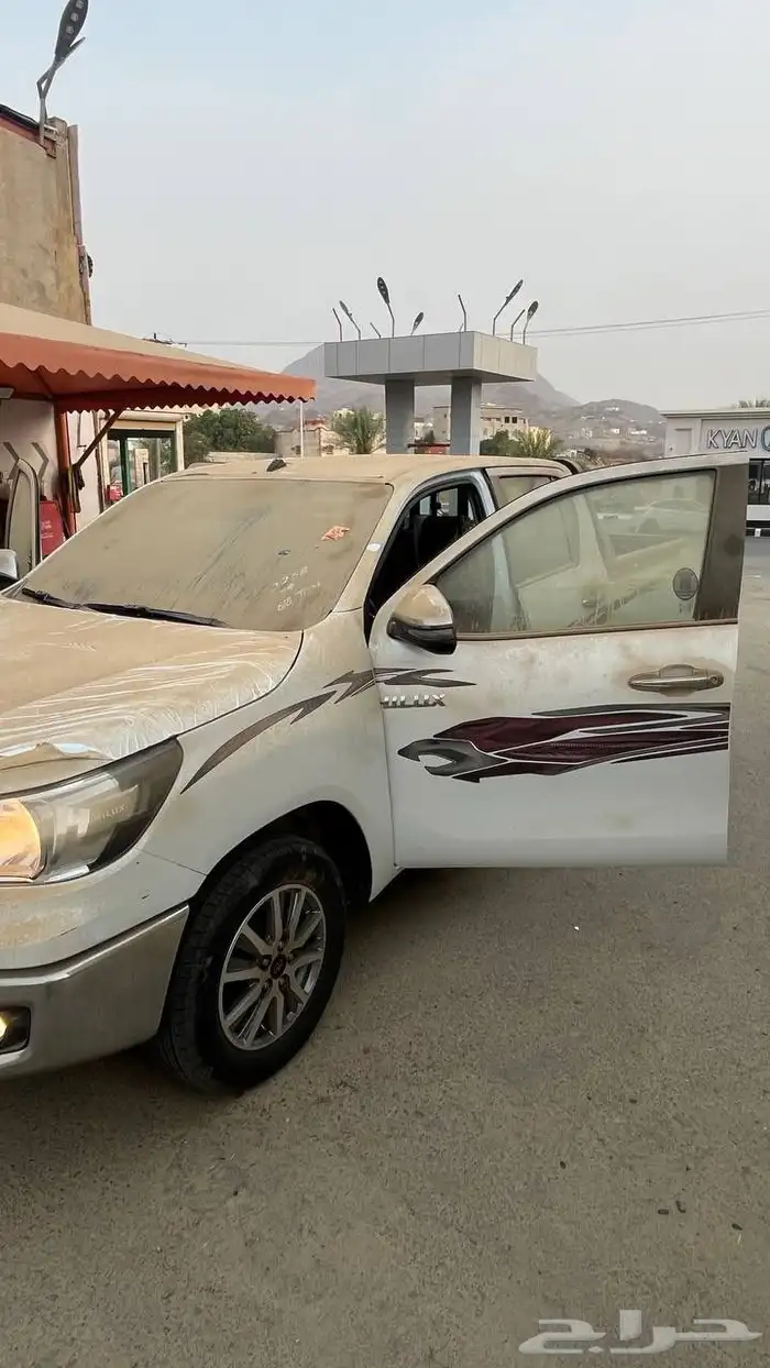 هايلوكس 2023 بحاله الوكاله ممشى 50 الف 20