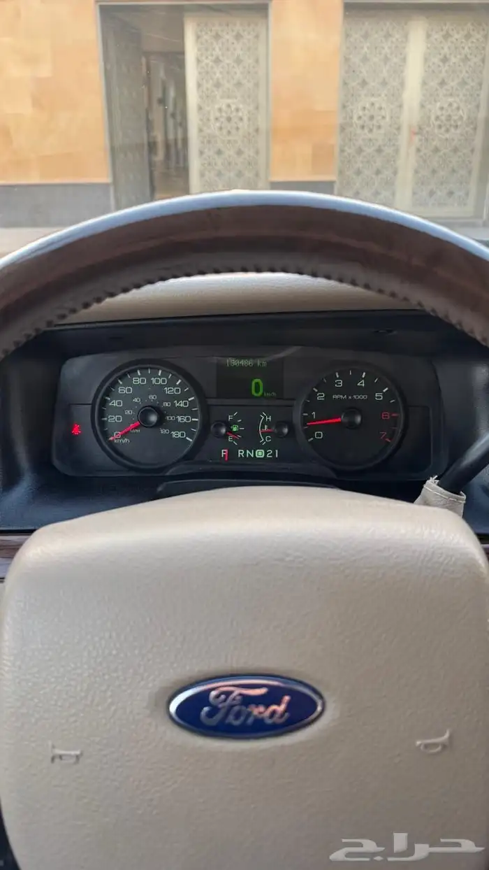 كراون فكتوريا 2010 للبيع سعودي 19