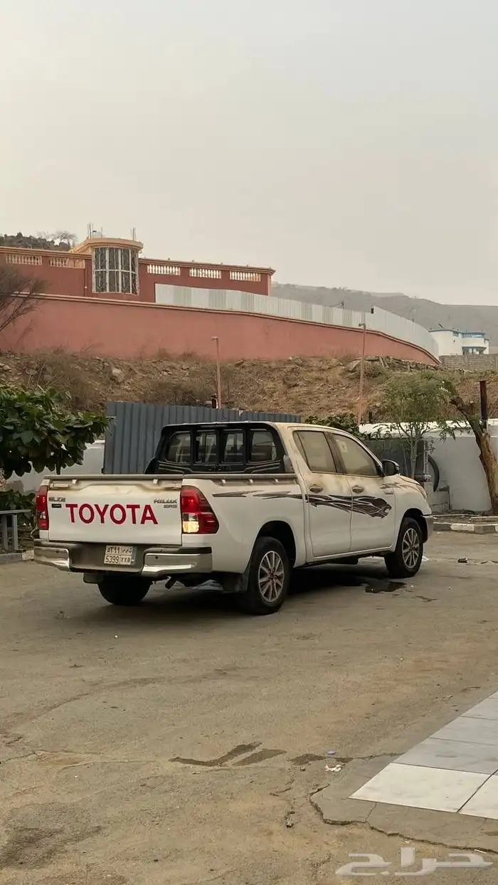 هايلوكس 2023 بحاله الوكاله ممشى 50 الف 1