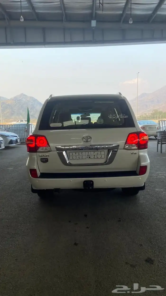 لاندكروزر 2015 7