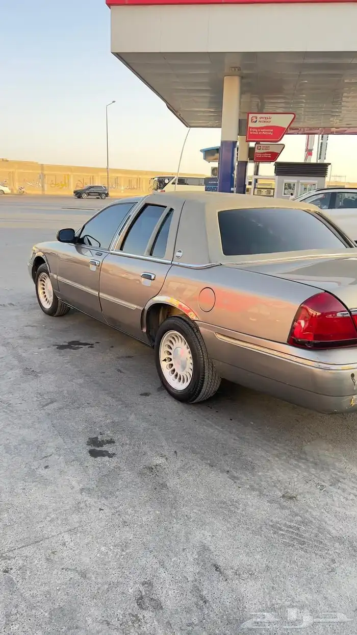 فورد ماركيز 2002 7