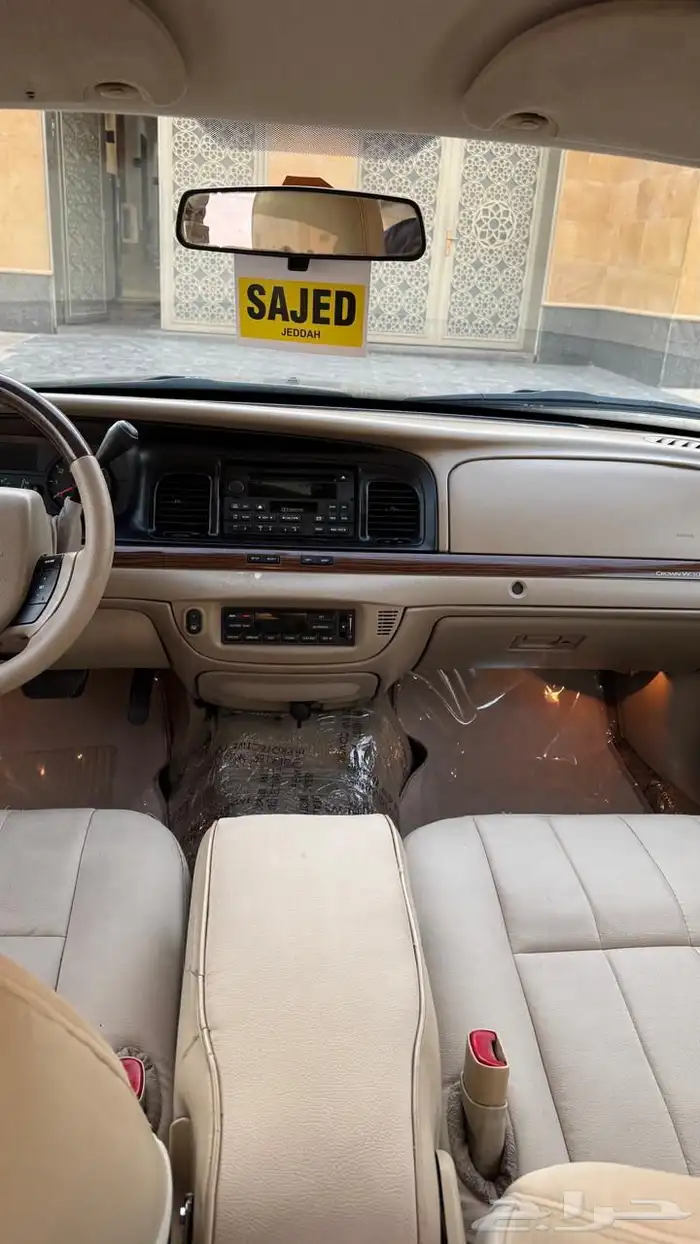 كراون فكتوريا 2010 للبيع سعودي 38