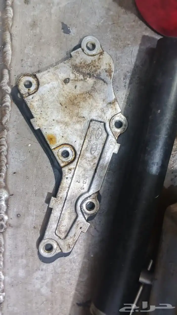 مطلوب قطعة كدنزا صدر المكينة 0