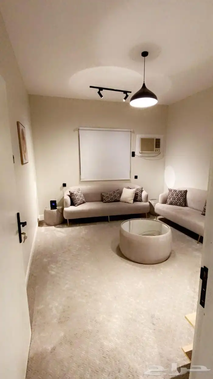 للإيجار شقة غرفتين و صالة مفروشة مودرن في أحد رفيدة 5