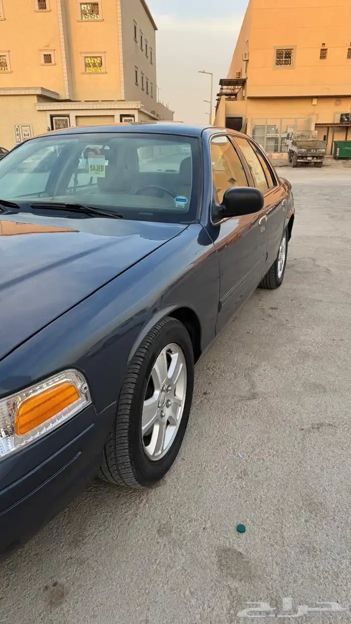 كراون فكتوريا 2010 للبيع سعودي 16