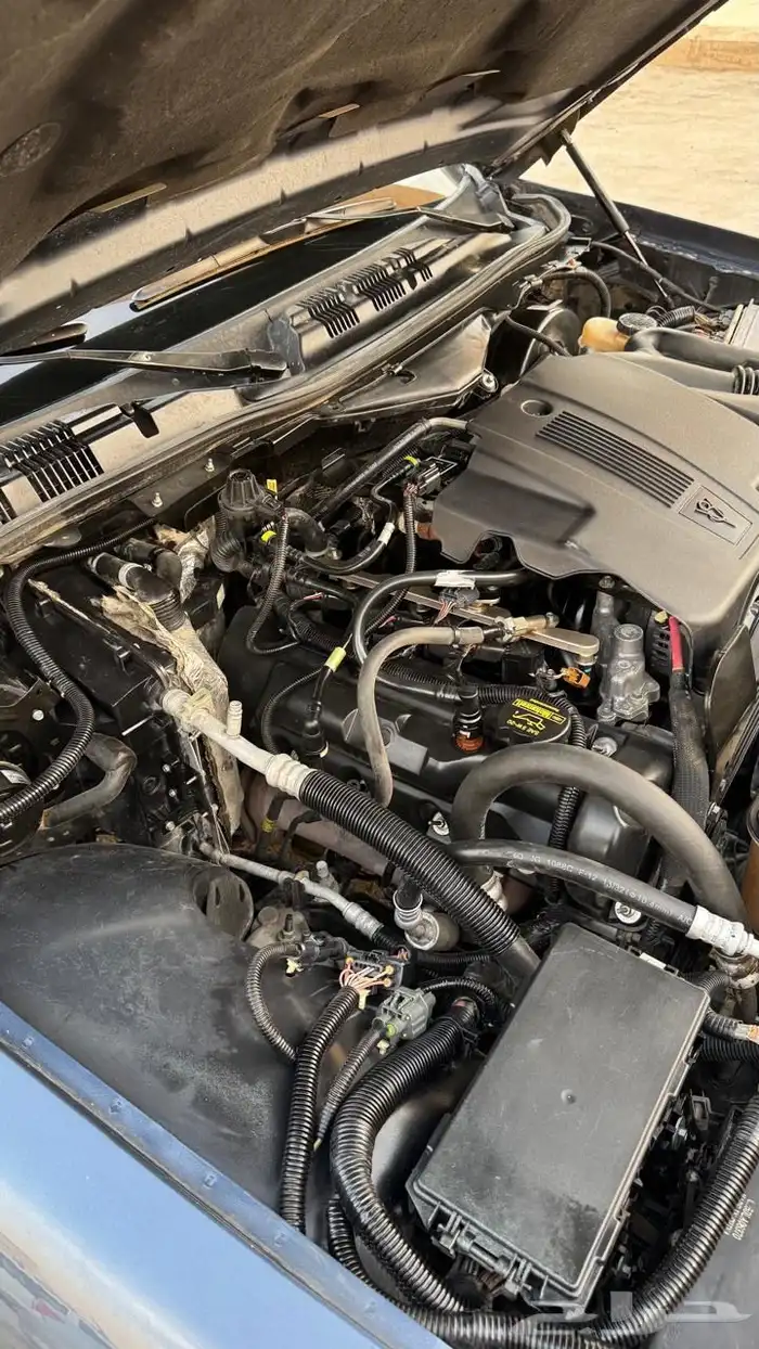 كراون فكتوريا 2010 للبيع سعودي 25