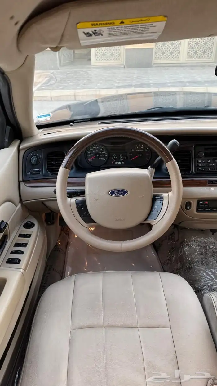 كراون فكتوريا 2010 للبيع سعودي 39