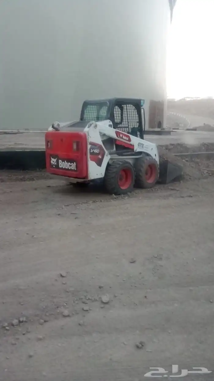 ورشة صيانة معدات ثقيلة 13