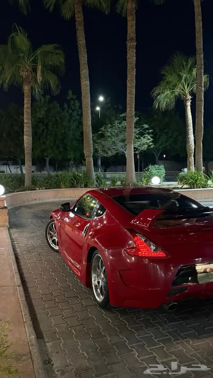 نيسان زد موديل 2017 - بودي كيت مع الجناح فقط - بحالة جيدة 2