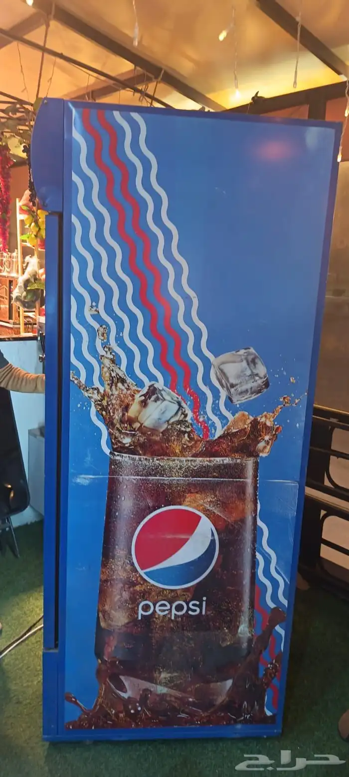 ثلاجة ببسي للمطاعم نظيفة جدا باب واحد زجاجي كبير 1