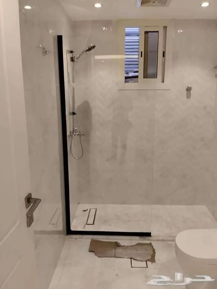 معلم زجاج جد 2