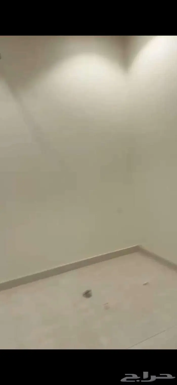 شقة للإيجار   حي الرمال (تنال)   دور أول   2500 ريال شهري 4