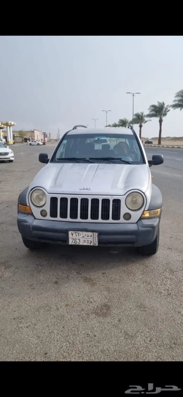 للبيع او البدل المناسب بسيارة قير عادي 1