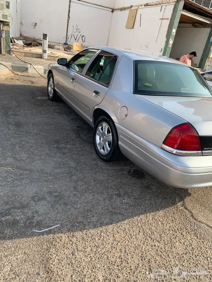 فورد فكتوريا 2011 سعودي 4