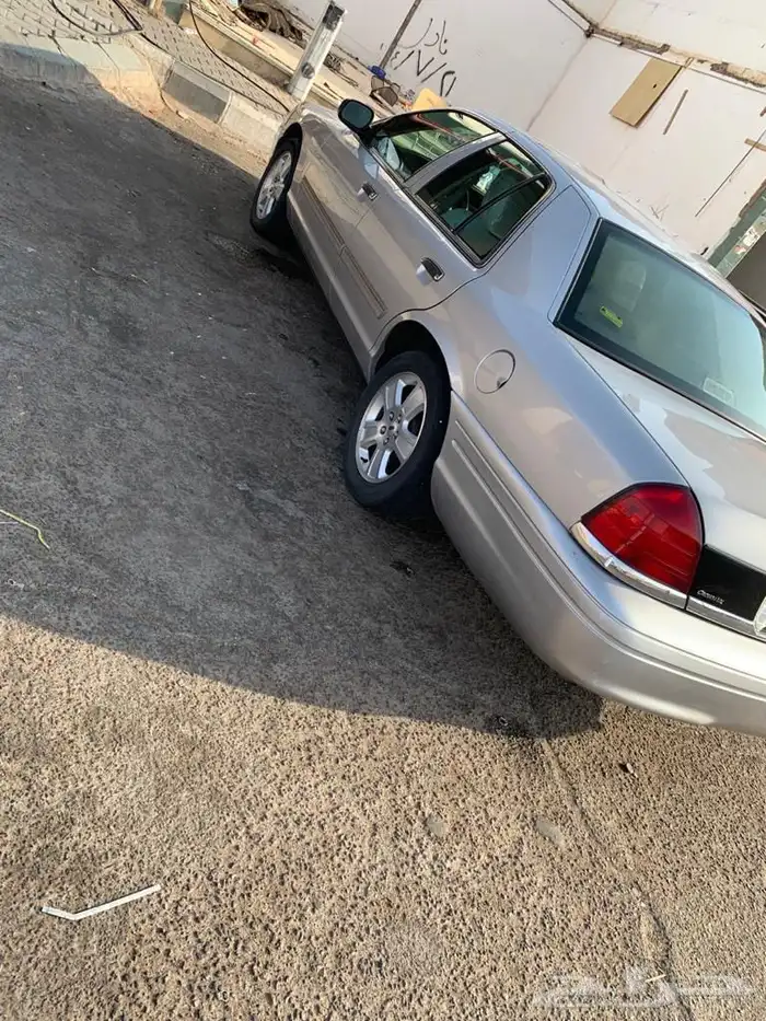 فورد فكتوريا 2011 سعودي 7