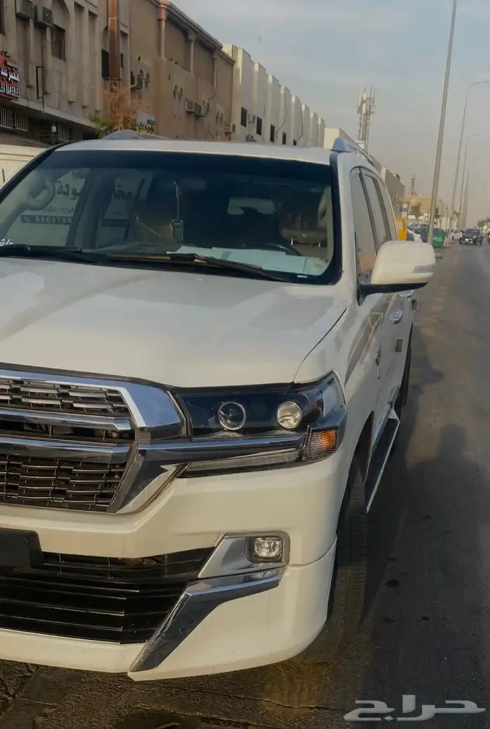 لمحبين الديزل لاندكروزر GXR موديل (2020) 7