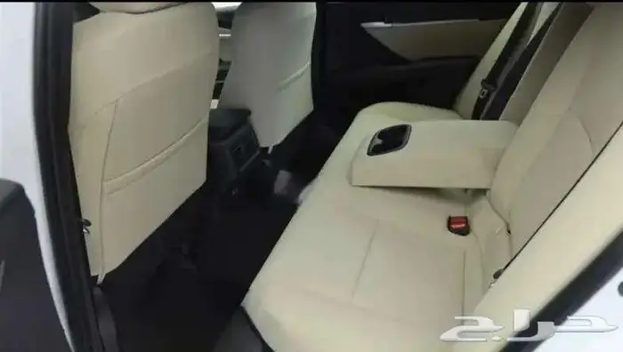 تويوتا كامري LE هايبرد 2025 - عروض الأقساط 7