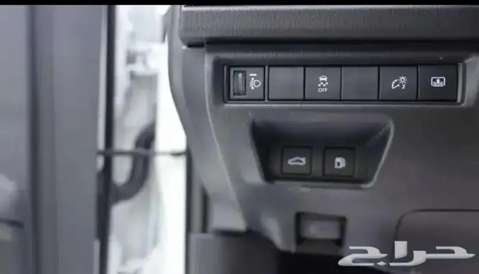 تويوتا كامري LE هايبرد 2025 - عروض الأقساط 11