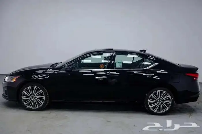 نيسان التيما نص فل موديل 2026 3