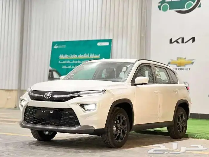 تويوتا أوربان كروز GL استاندر و GLX فل كامل موديل 2026 14