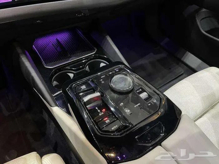 بي ام دبليو - الفئة الخامسة 520i - 2024 21