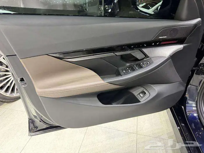 بي ام دبليو - الفئة الخامسة 520i - 2024 كت ام 17