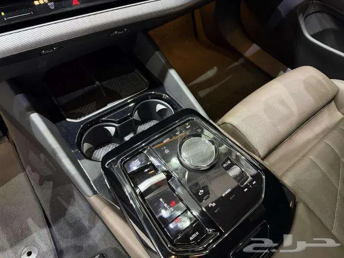 بي ام دبليو - الفئة الخامسة 520i - 2024 كت ام 22