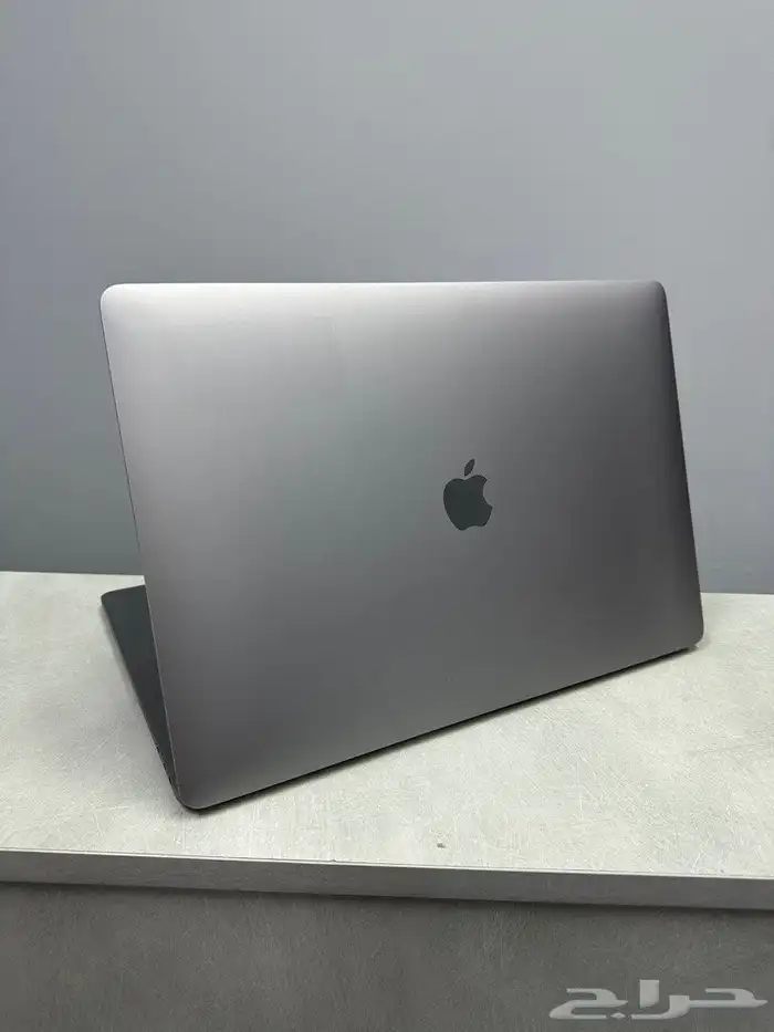 MacBook Pro Touch Bar Look like new. no any issues 0