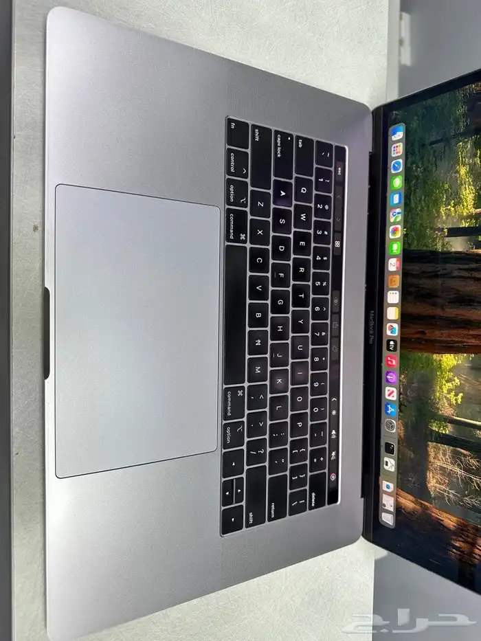 MacBook Pro Touch Bar Look like new. no any issues 4