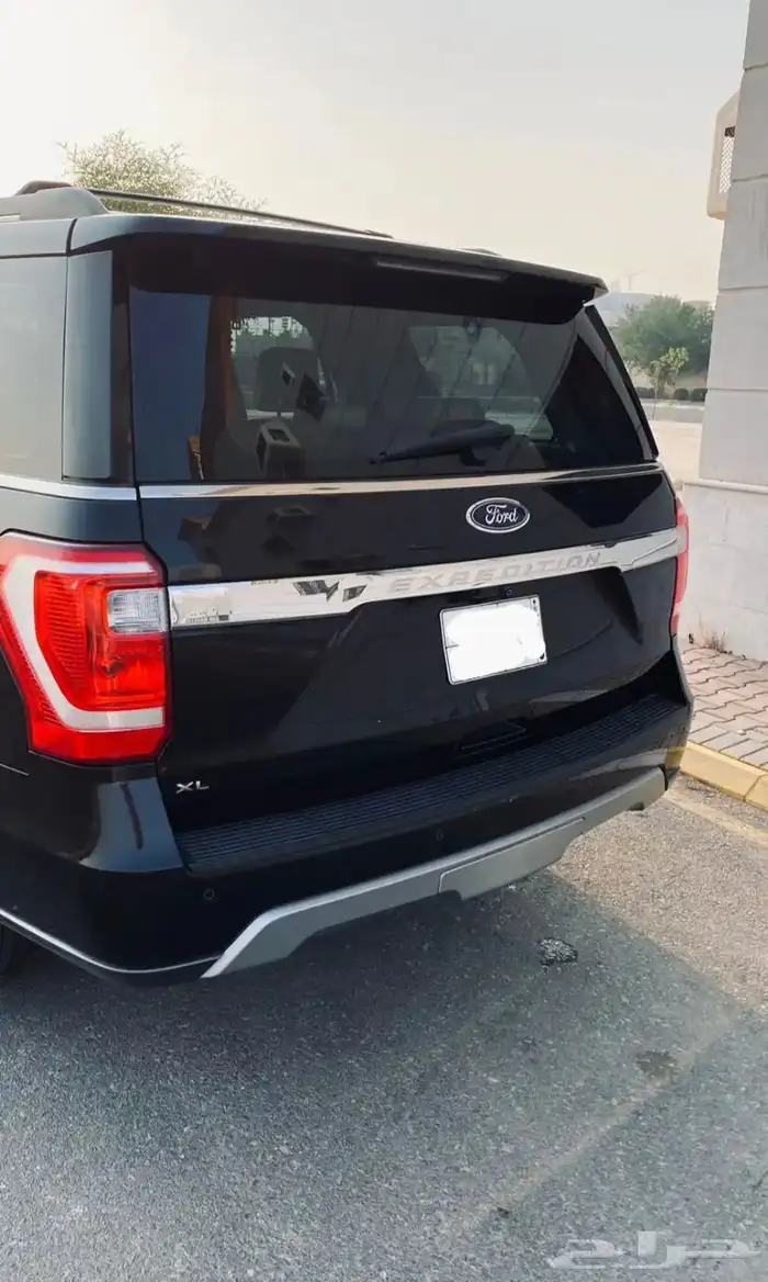 للبيع فورد اكسبيديشن 2019 نص فل مالك اول 3