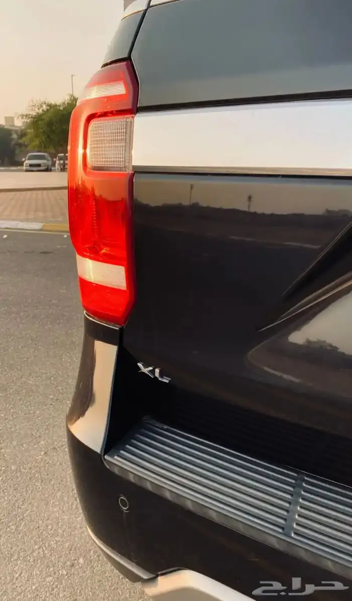 للبيع فورد اكسبيديشن 2019 نص فل مالك اول 19