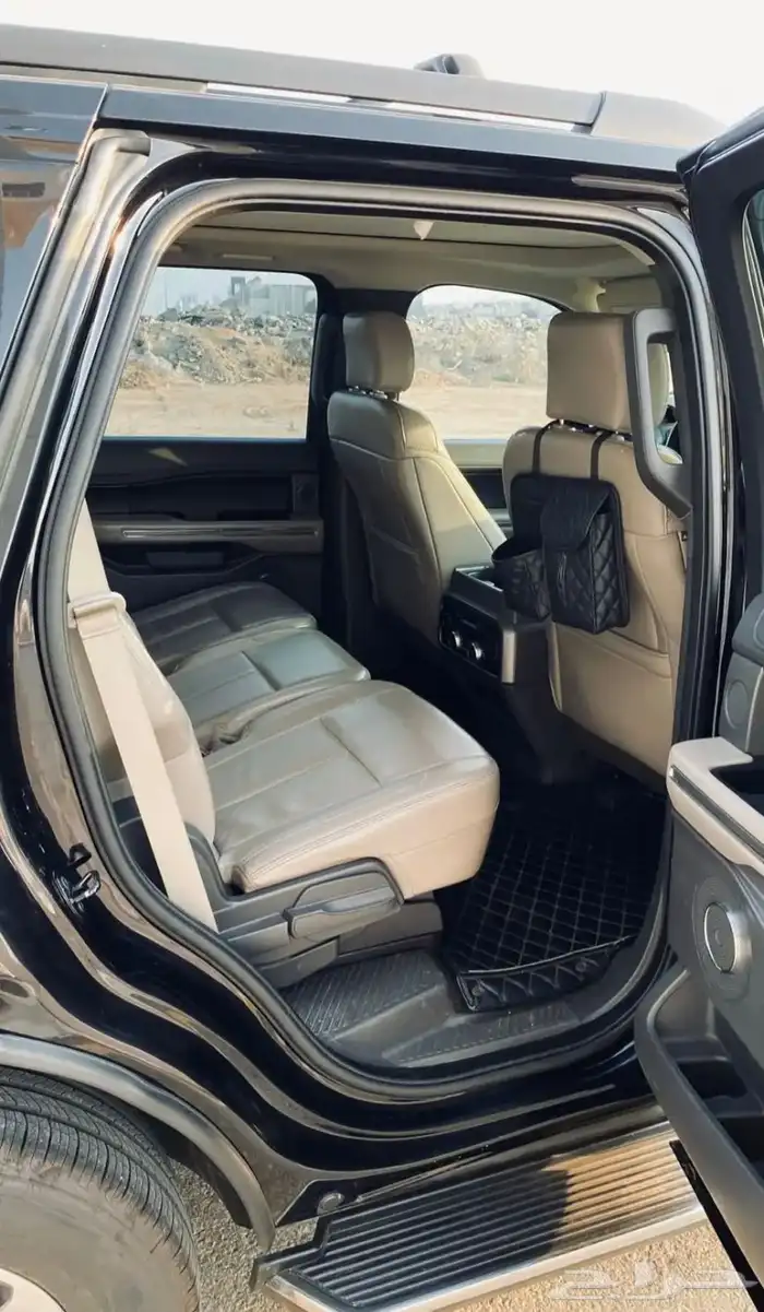 للبيع فورد اكسبيديشن 2019 نص فل مالك اول 43