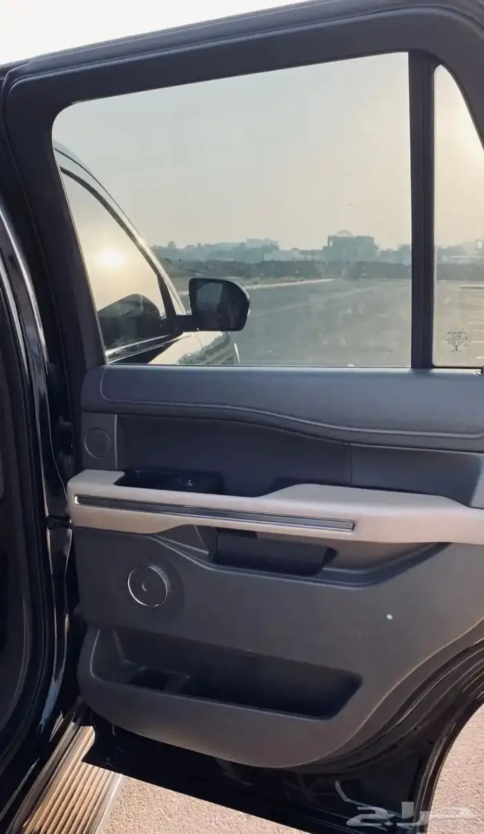 للبيع فورد اكسبيديشن 2019 نص فل مالك اول 44