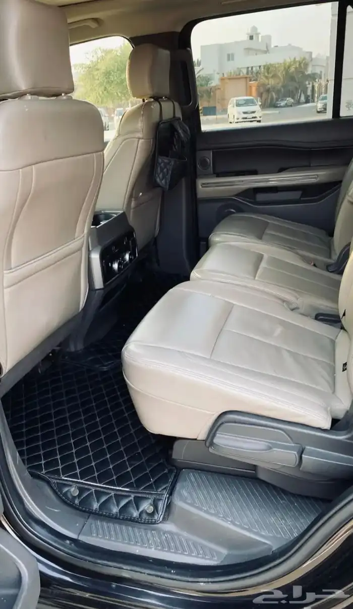 للبيع فورد اكسبيديشن 2019 نص فل مالك اول 29