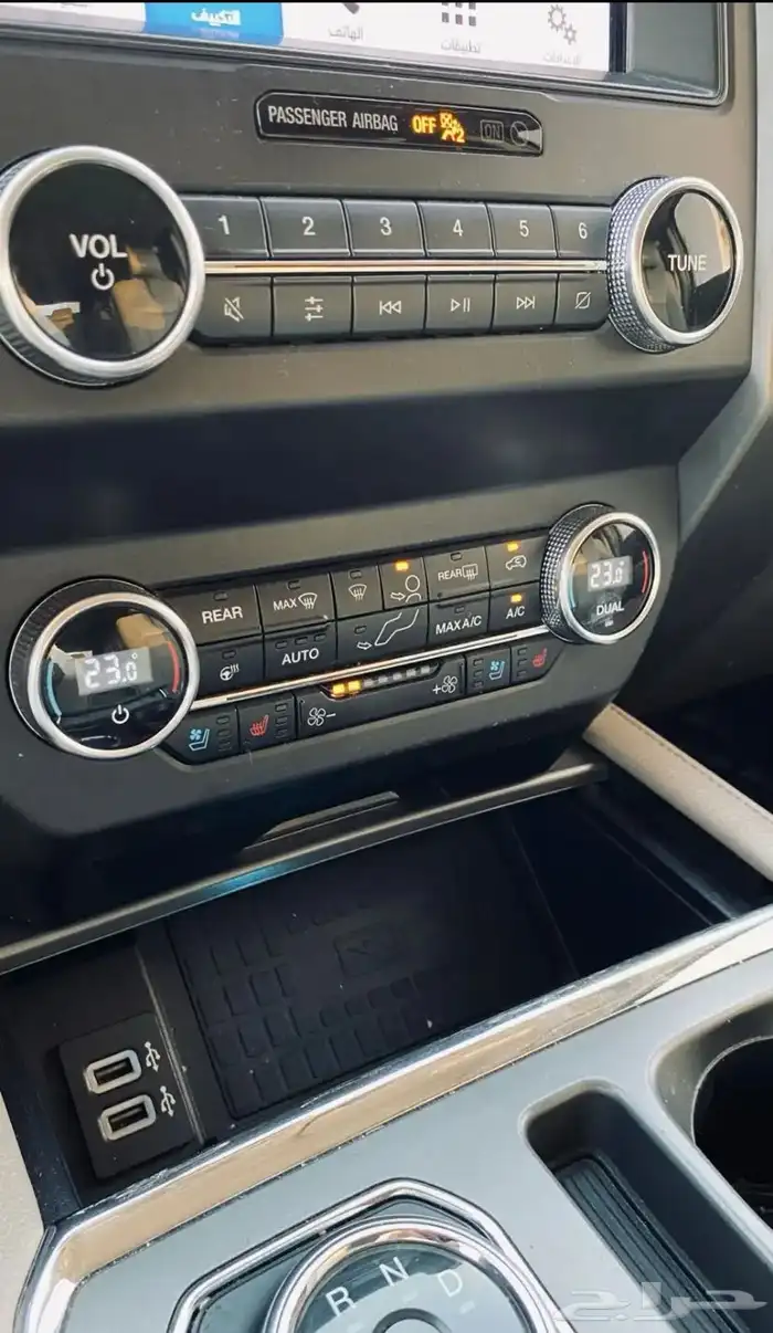 للبيع فورد اكسبيديشن 2019 نص فل مالك اول 31